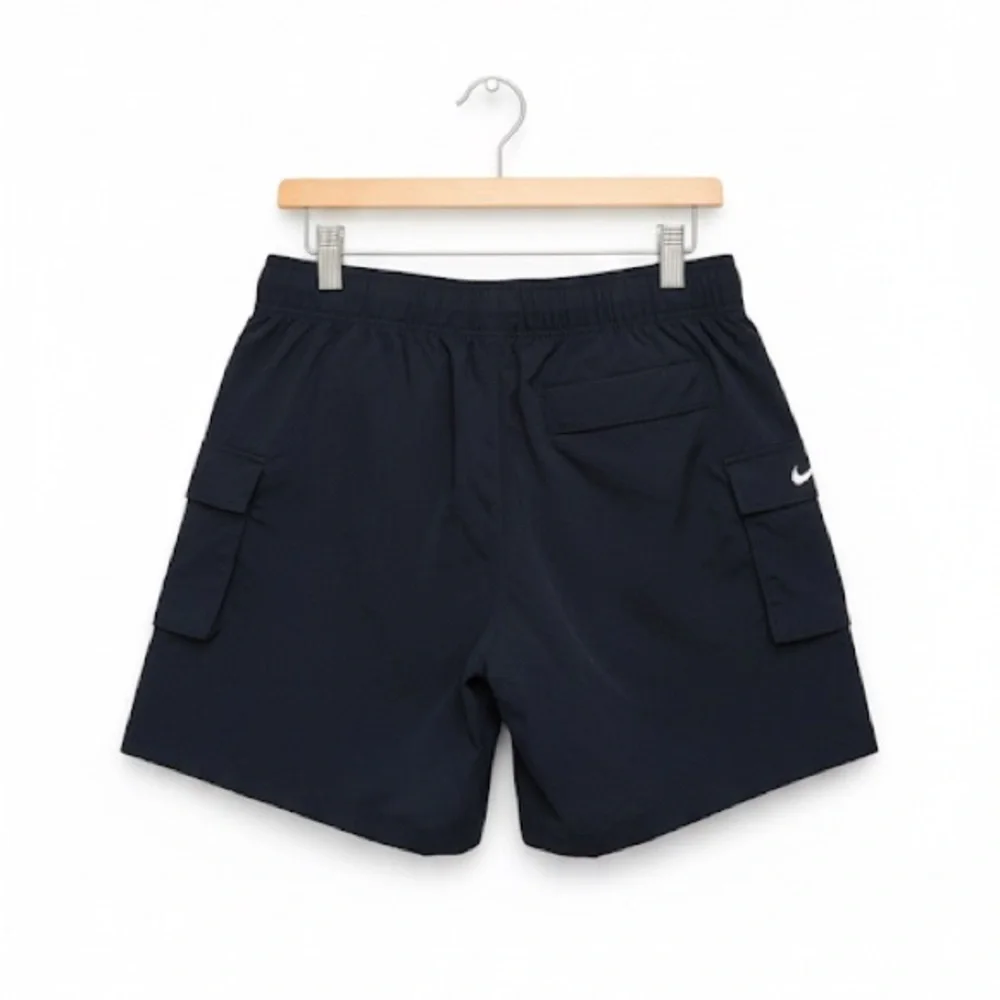 Nike Women’s Black Loosefit High Rise Athletic Cargo Shorts - Picture 3 of 3